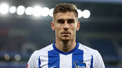 Nach dem Traumstart in die 2. Liga will Hertha Berlin mit zwei Nationalspielern verstärken, die sofort wechseln möchten